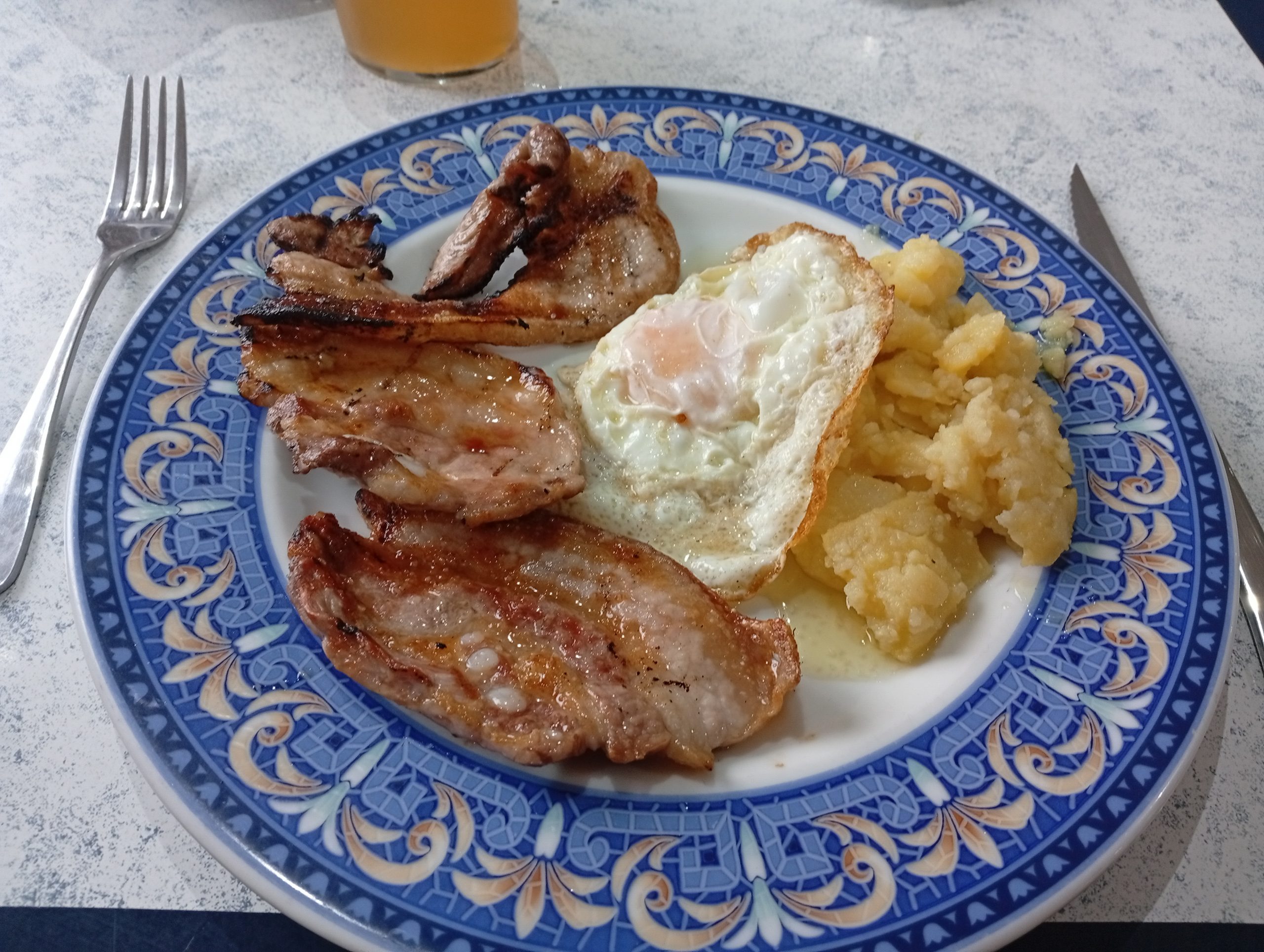 Almuerzo del domingo en Cañete